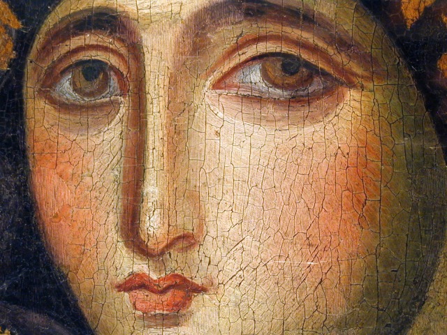 Λεπτομέρεια του προσώπου της Θεοτόκου, από τη σπάνια βυζαντινή εικόνα της Παναγίας Αγιοσορίτισσας.